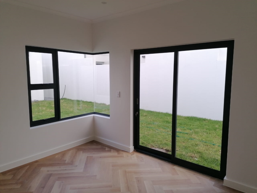 3 Bedroom Property for Sale in Sandown Western Cape